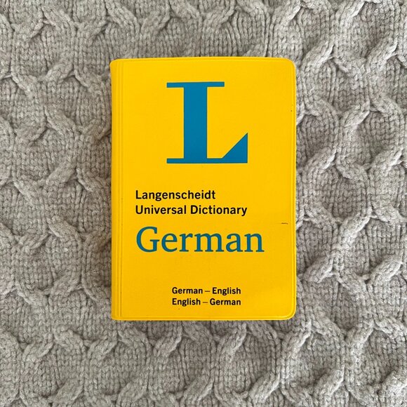 Langenscheidt Standard Dictionary German: German-English/English-German - Picture 1 of 2